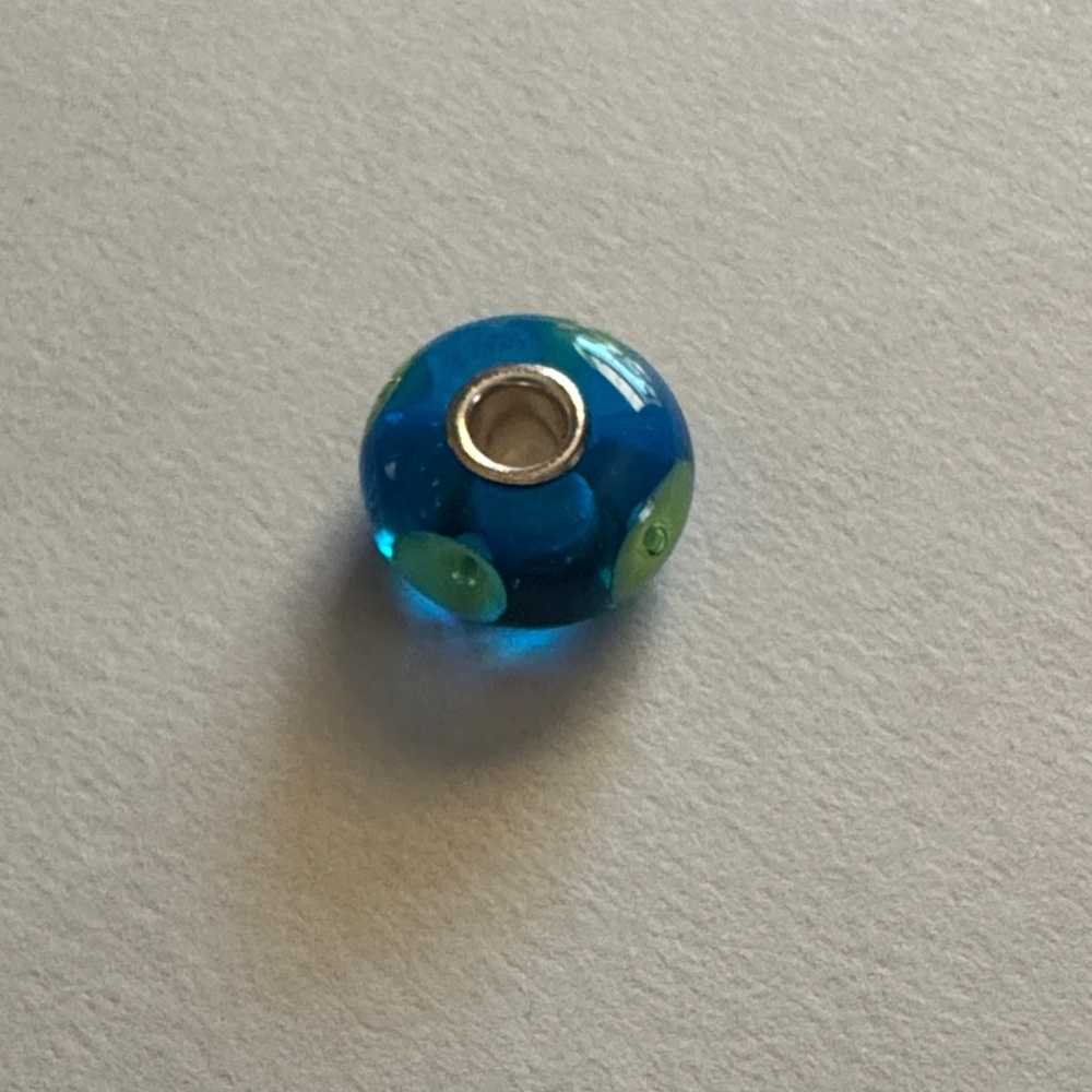 Glass Troll Bead
